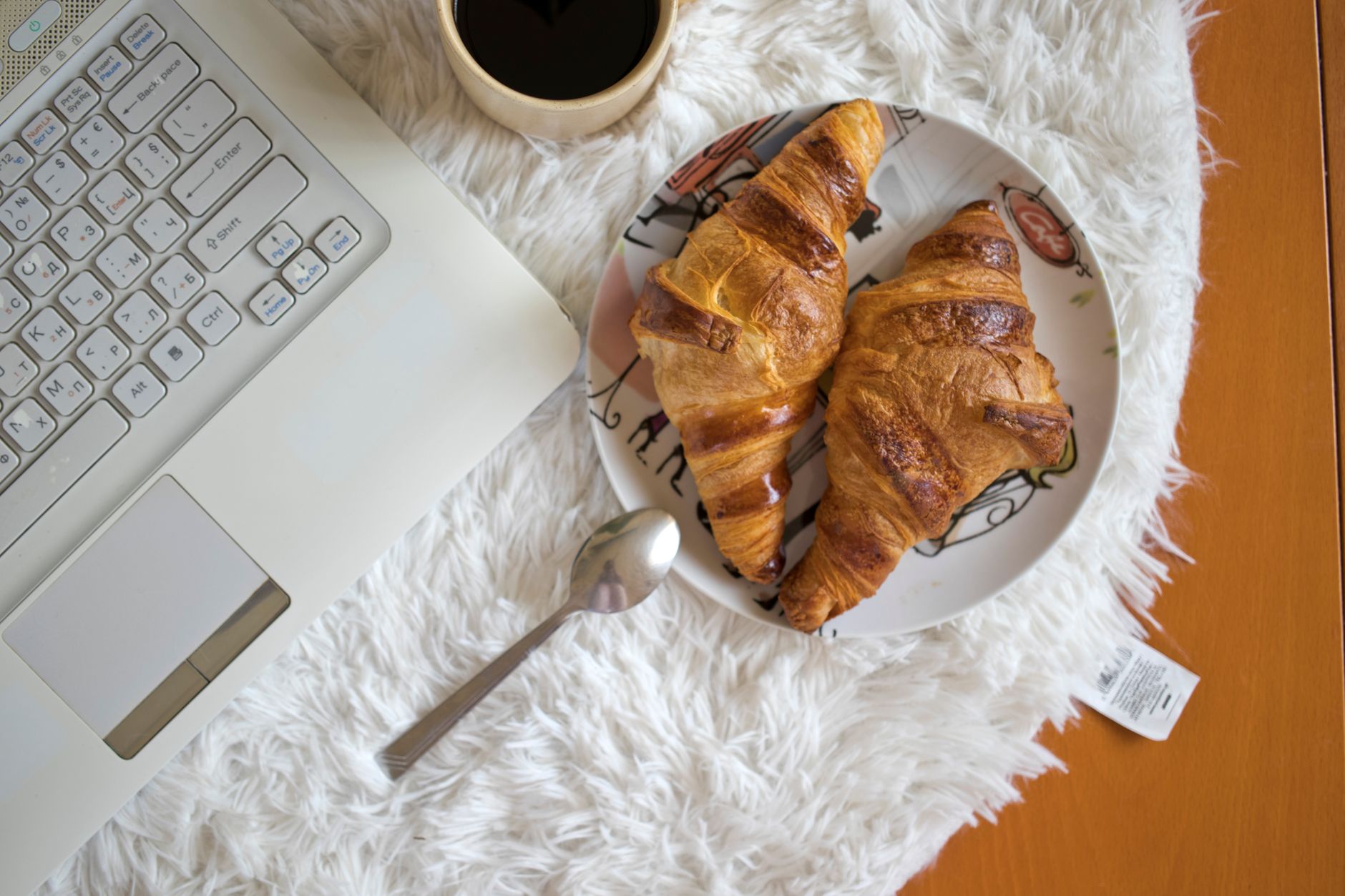 Coffee, croissants and an honest conversation about retention in 2027.